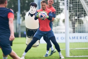 华体会体育登录-诺伊尔：巴黎面对我们不会感到开心，细节和避免失误将是关键