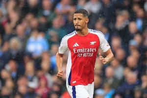 华体会体育登录-欧冠要来了醒醒！萨利巴一周内两次离谱失误，致使阿森纳丢球